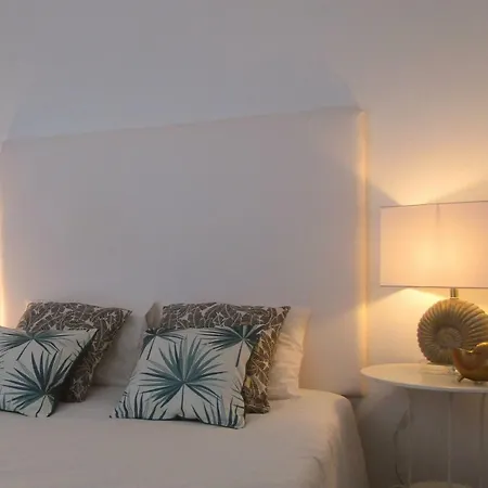 Casa Encantada - Da Rocha *