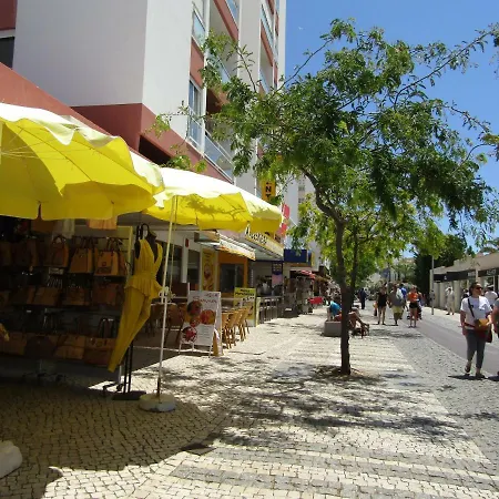 Casa Encantada - Da Rocha